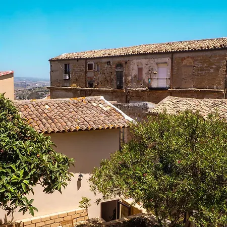 Villa Amoroso - Ospitalità Mediterranea-3